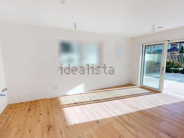 Appartamento in vendita di 76 m² in Via Cesare Battisti, 62