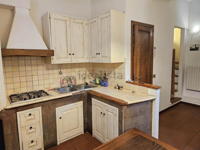 Appartamento in vendita di 76 m² in Via de&apos  Bardi