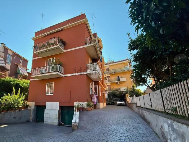 Appartamento in vendita di 76 m² in Via dei Rocciatori, 12