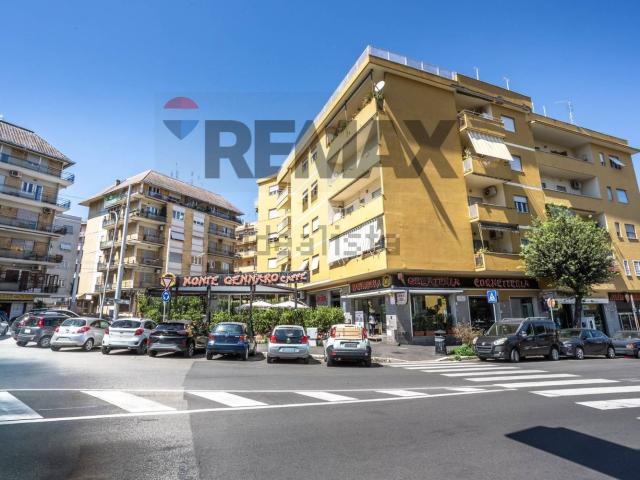 Appartamento in vendita di 76 m² in Via della Bufalotta, 5