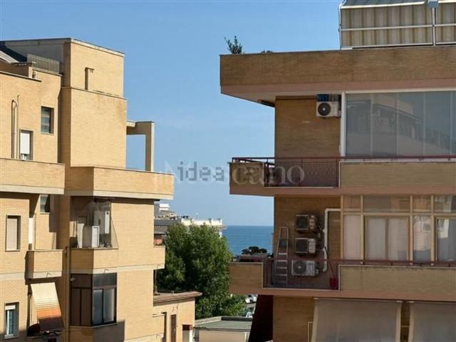 Appartamento in vendita di 76 m² in Via della Corazzata