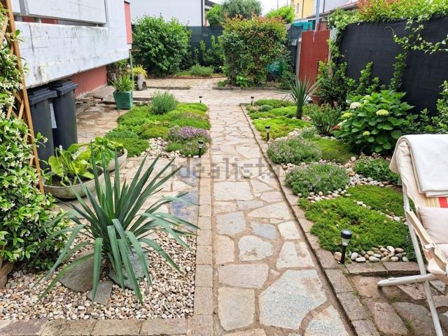 Appartamento in vendita di 76 m² in Via delle Pinete