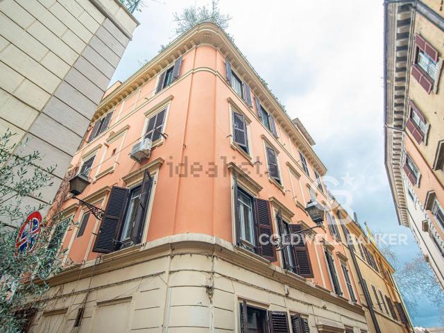 Appartamento in vendita di 76 m² in Via di Sant&apos Onofrio, 29