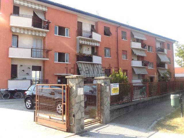 Appartamento in vendita di 76 m² in Via Div. Alpina Cuneense, 8
