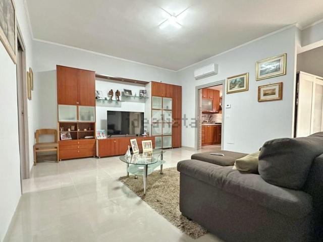 Appartamento in vendita di 76 m² in Via Ester Loiodice, 4