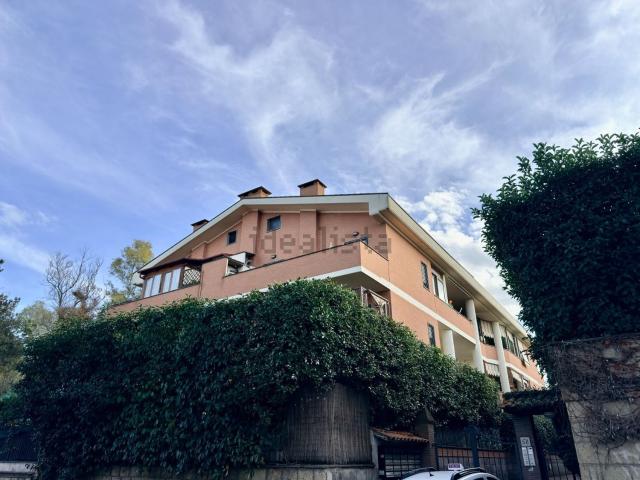 Appartamento in vendita di 76 m² in Via Giambattista Gelli