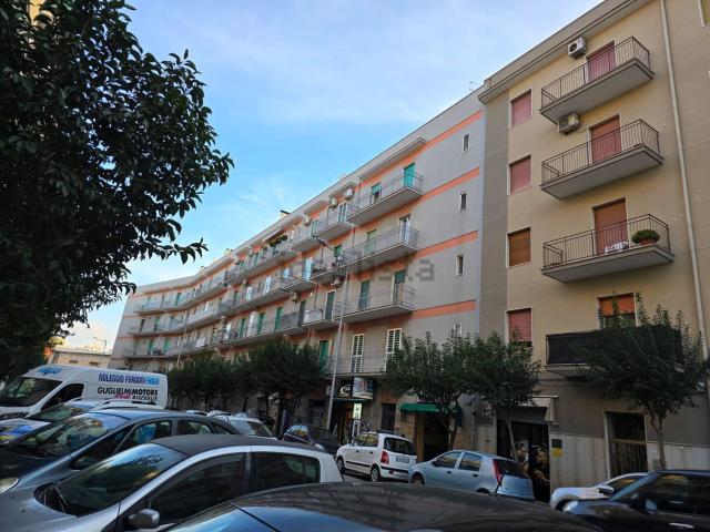 Appartamento in vendita di 76 m² in Via L.Papagni, 29