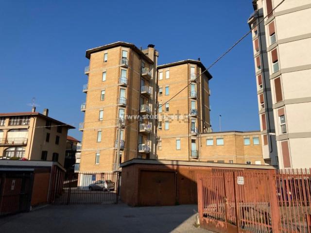 Appartamento in vendita di 76 m² in Via Lecco