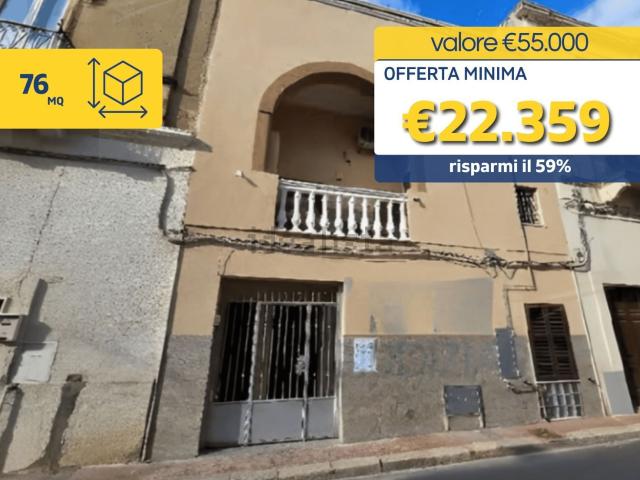 Appartamento in vendita di 76 m² in Via Maggiore F. P. Lotta, 40