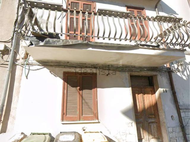 Appartamento in vendita di 76 m² in Via Messina, 11