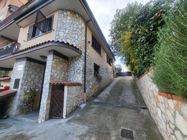 Appartamento in vendita di 76 m² in Via Monte Gran Sasso, 42