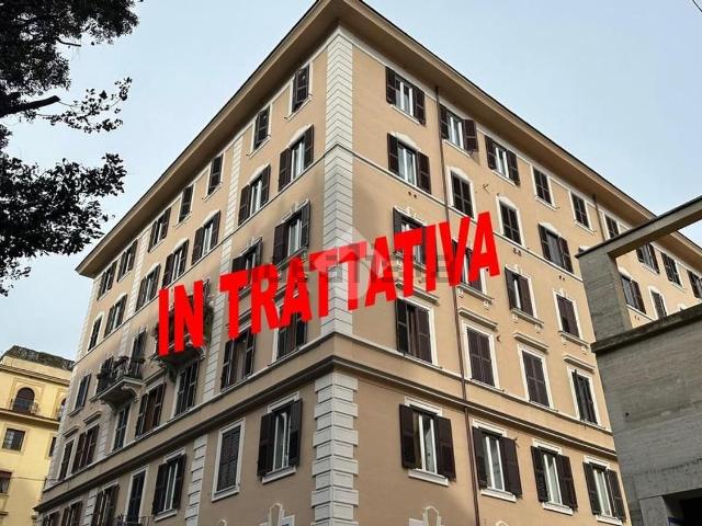 Appartamento in vendita di 76 m² in Via Monte Santo, 10