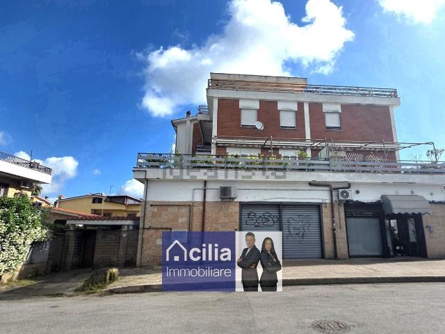 Appartamento in vendita di 76 m² in Via Mongiana, 8