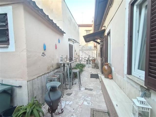 Appartamento in vendita di 76 m² in Via Ostiense