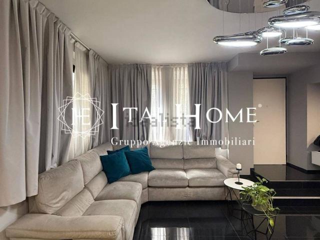 Appartamento in vendita di 76 m² in Via Palmaria