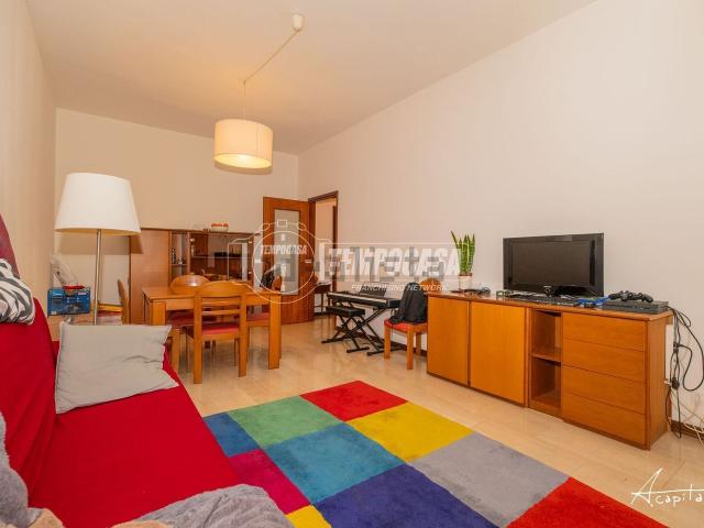 Appartamento in vendita di 76 m² in Via Pelusia, 55