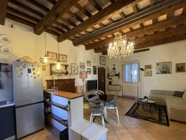 Appartamento in vendita di 76 m² in Via Perfetti
