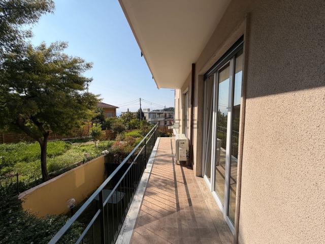 Appartamento in vendita di 76 m² in Via Privata Ellena