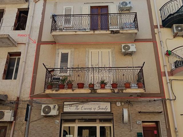Appartamento in vendita di 76 m² in Via Roma, 24