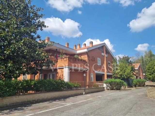 Appartamento in vendita di 76 m² in Via Saronno