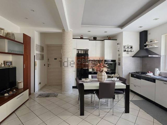 Appartamento in vendita di 76 m² in Via Savona