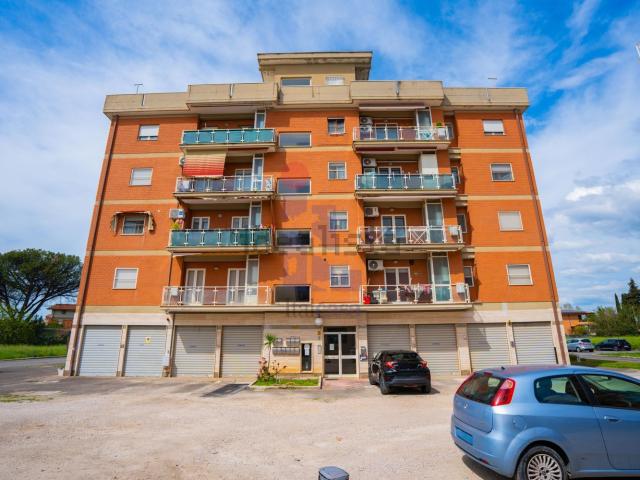 Appartamento in vendita di 76 m² in Via Senofane, 7