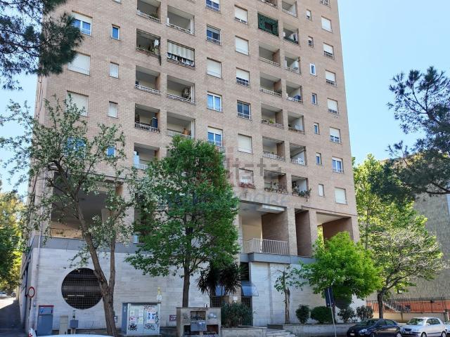 Appartamento in vendita di 76 m² in Viale Ignazio Silone, 187