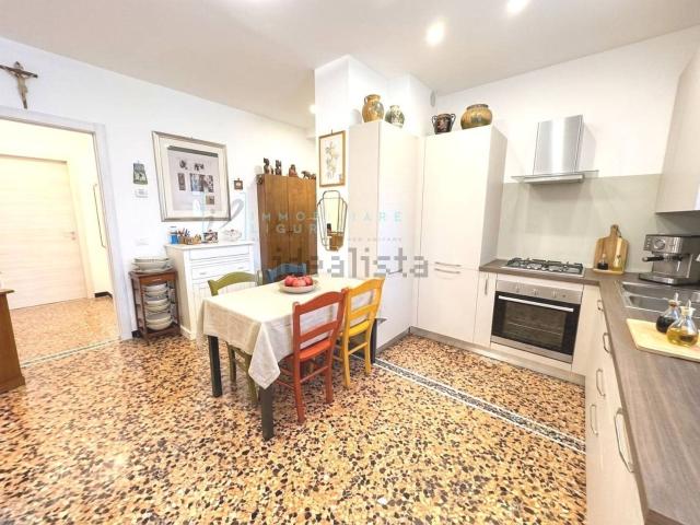 Appartamento in vendita di 76 m² in Viale Pontelungo