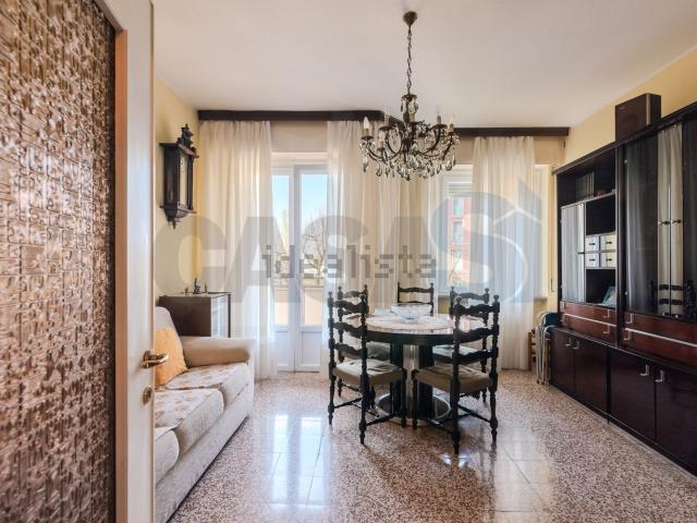 Appartamento in vendita di 76 m² in Viale Ungheria, 2