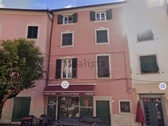 Appartamento in vendita di 78 m² in Piazza V. Emanuele, 27