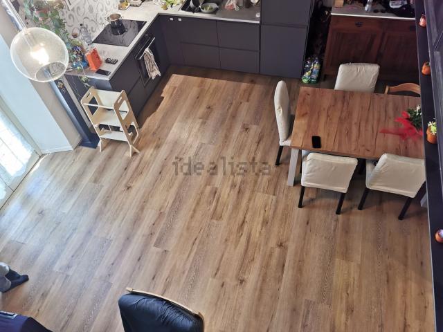 Appartamento in vendita di 78 m² in Piazza Dante, 53