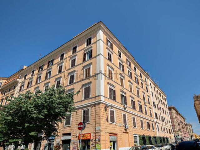 Appartamento in vendita di 78 m² in Piazzale Tiburtino