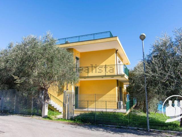 Appartamento in vendita di 78 m² in Via Terre Bianche, 74