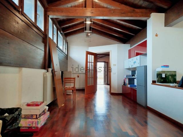 Appartamento in vendita di 78 m² in Via Torino, 1