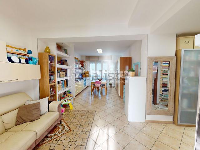Appartamento in vendita di 78 m² in Via Abramo Lincoln, 46