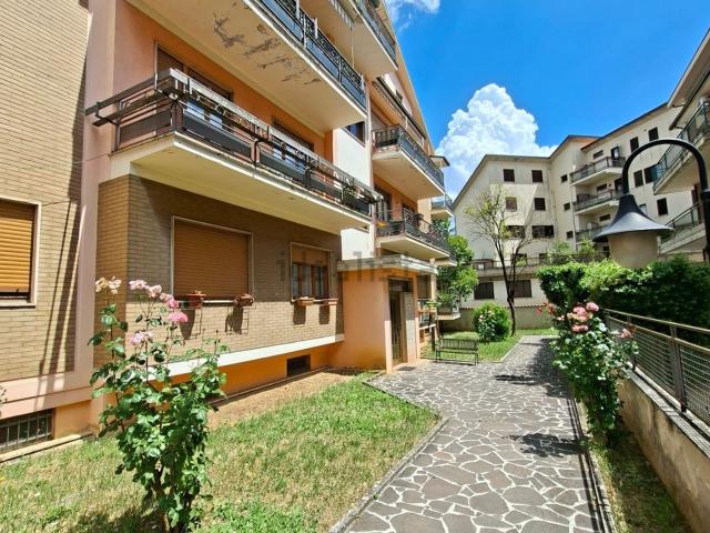 Appartamento in vendita di 78 m² in Via America