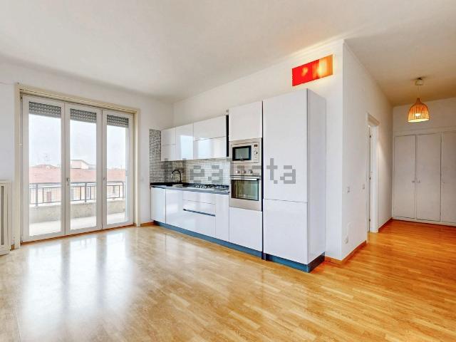 Appartamento in vendita di 78 m² in Via Andrea Costa, 21