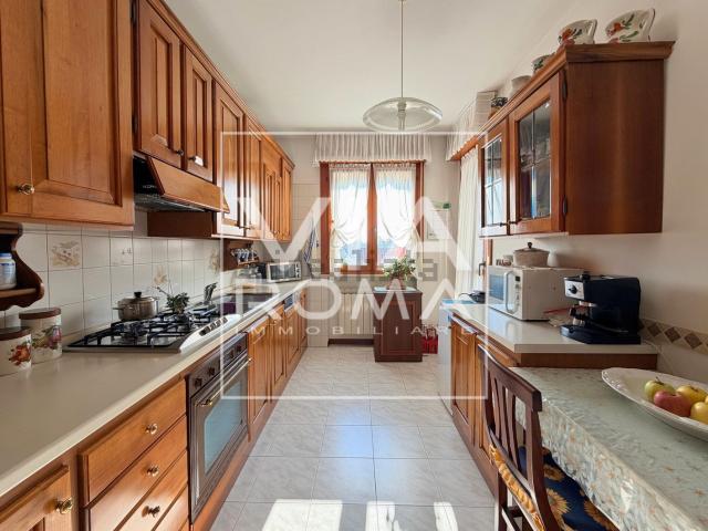 Appartamento in vendita di 78 m² in Via Antonio de Curtis