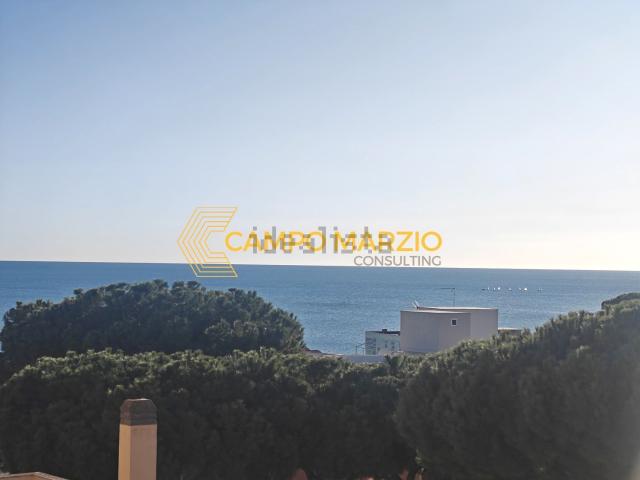 Appartamento in vendita di 78 m² in Via Aurelia, 168