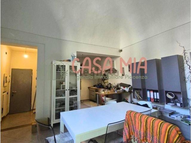 Appartamento in vendita di 78 m² in Via Beverora