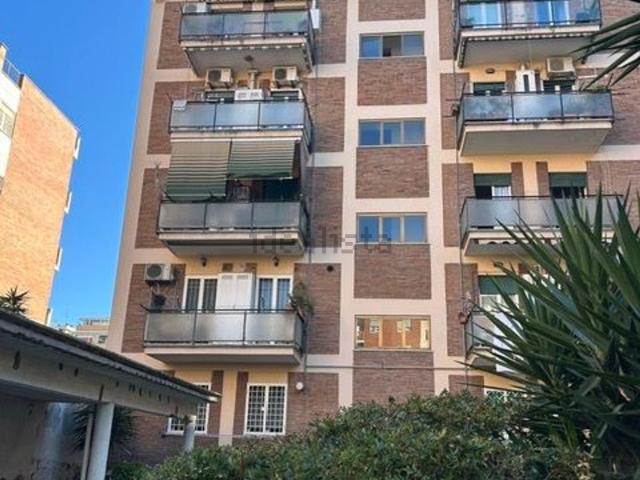 Appartamento in vendita di 78 m² in Via Capo Palinuro