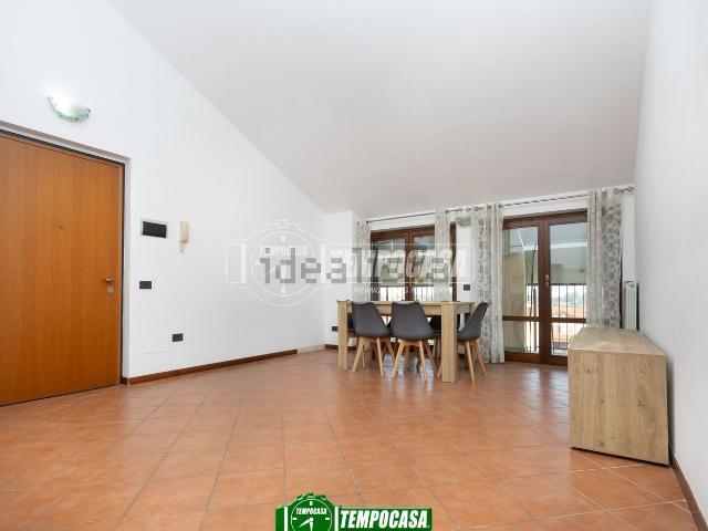 Appartamento in vendita di 78 m² in Via Cavour, 56