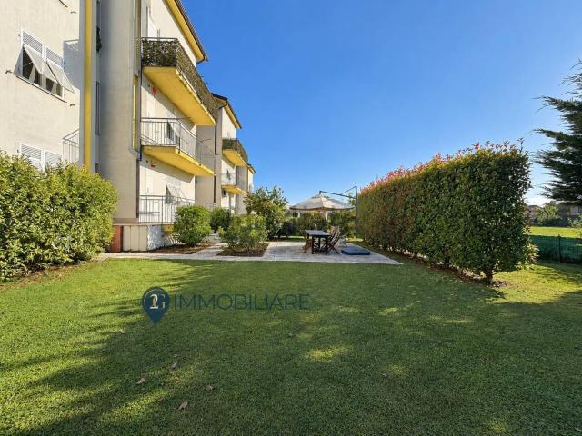 Appartamento in vendita di 78 m² in Via Cisa Vecchia, 222