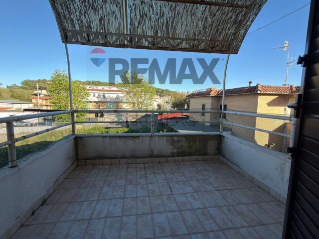 Appartamento in vendita di 78 m² in Via Cristoforo Colombo, 165