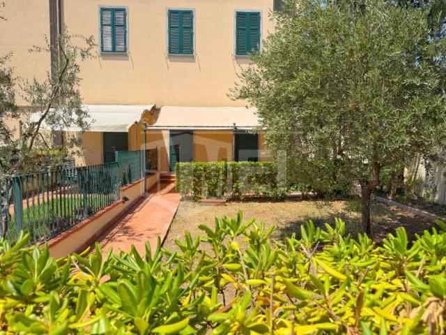 Appartamento in vendita di 78 m² in Via Renato Fucini, 40