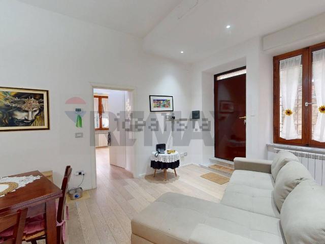 Appartamento in vendita di 78 m² in Via Fratelli Pellas