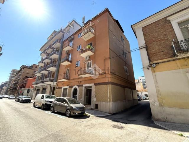 Appartamento in vendita di 78 m² in Via Gabriele Pepe, 4