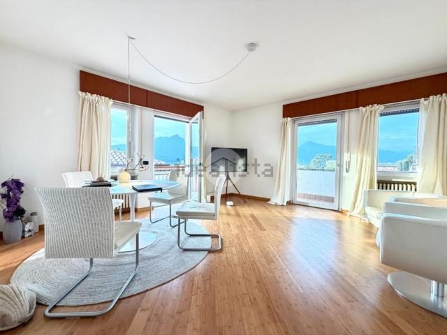 Appartamento in vendita di 80 m² in Via Gardesana, 69