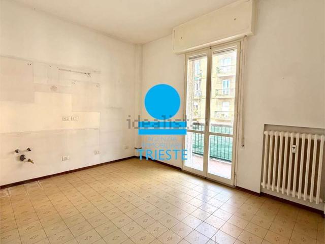 Appartamento in vendita di 78 m² in Via Giovanni Giolitti, 139