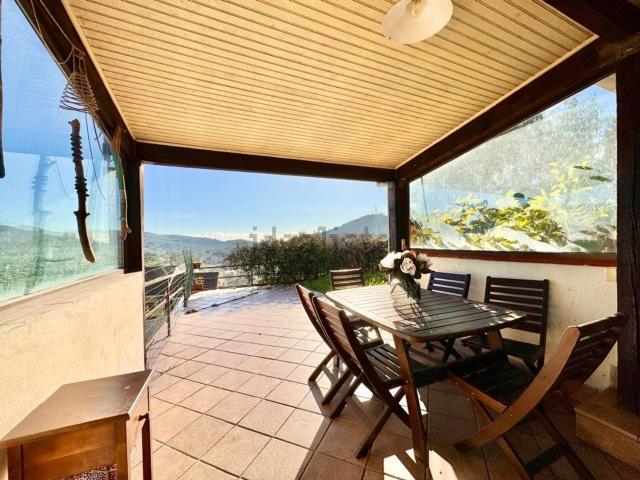 Appartamento in vendita di 78 m² in Via Gioiosa, 37